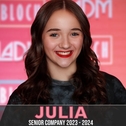 JULIA PETZING